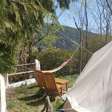 Bungalow Camping Trevélez Esterno foto