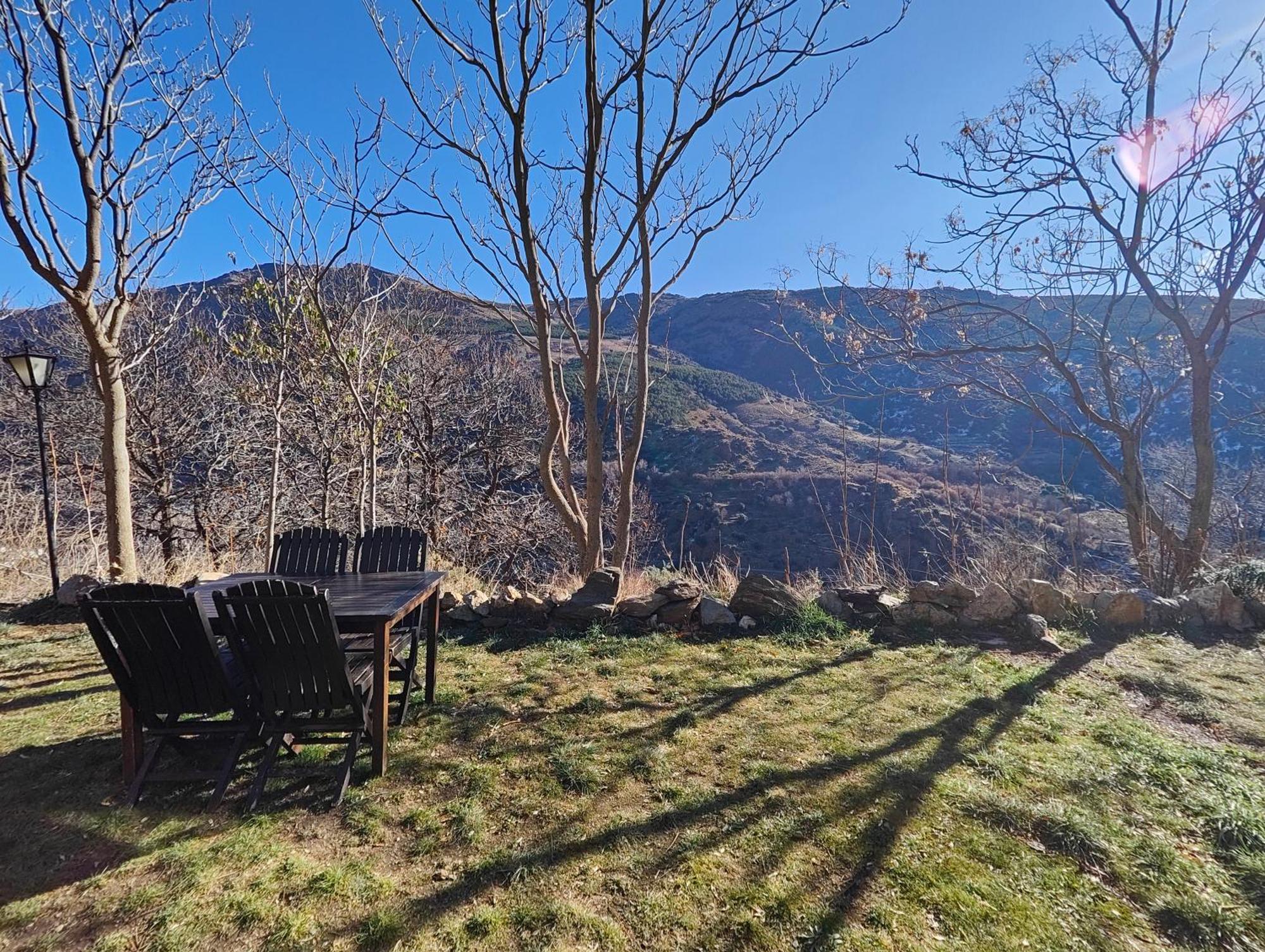 Bungalow Camping Trevélez Esterno foto