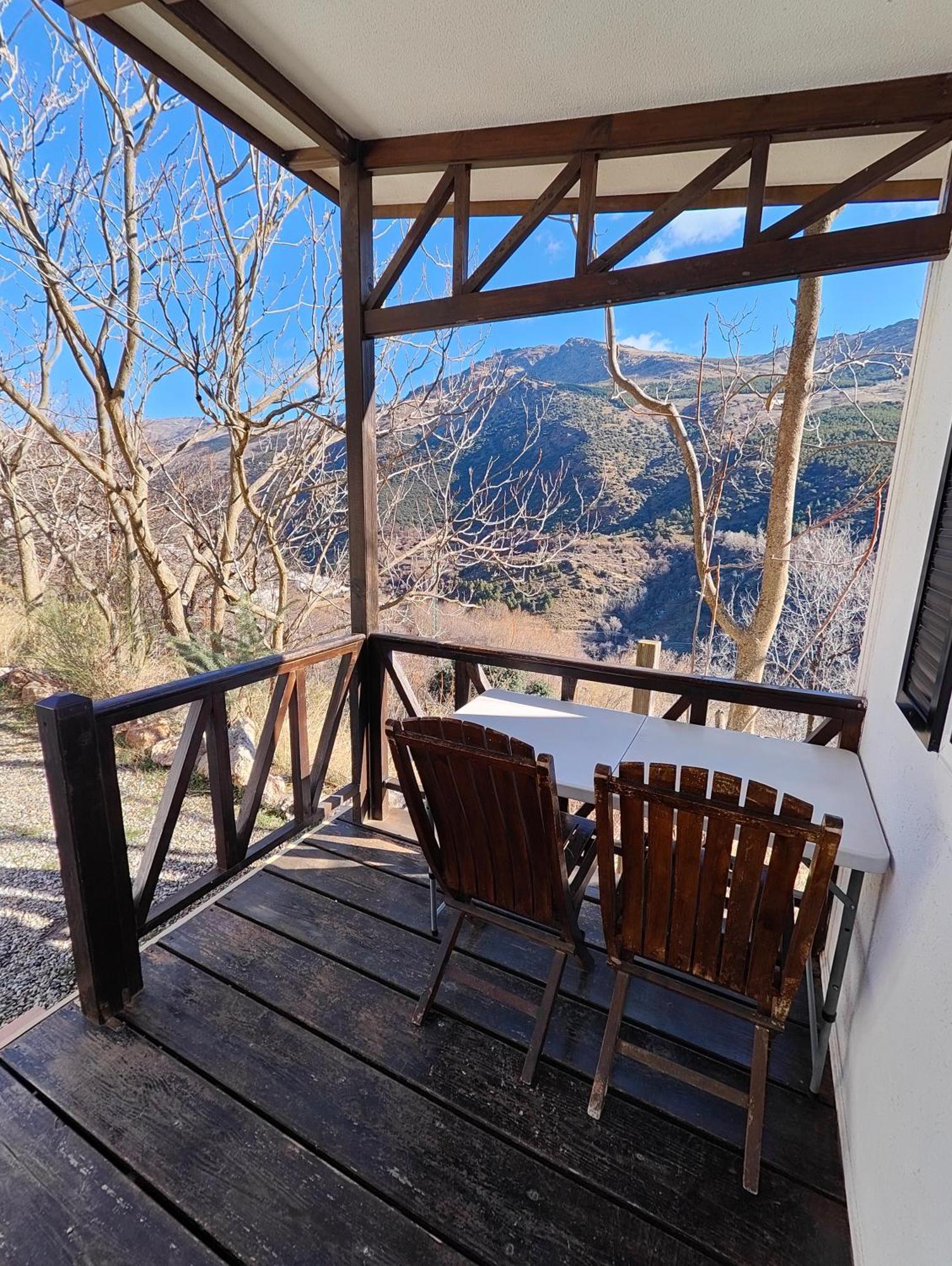 Bungalow Camping Trevélez Esterno foto