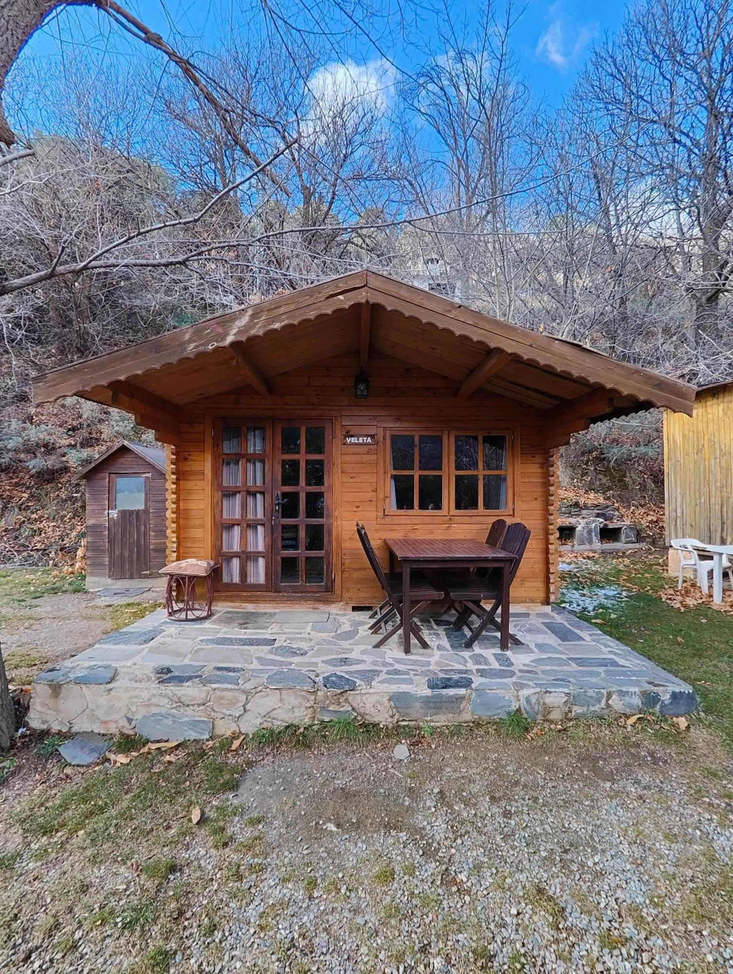 Bungalow Camping Trevélez Esterno foto