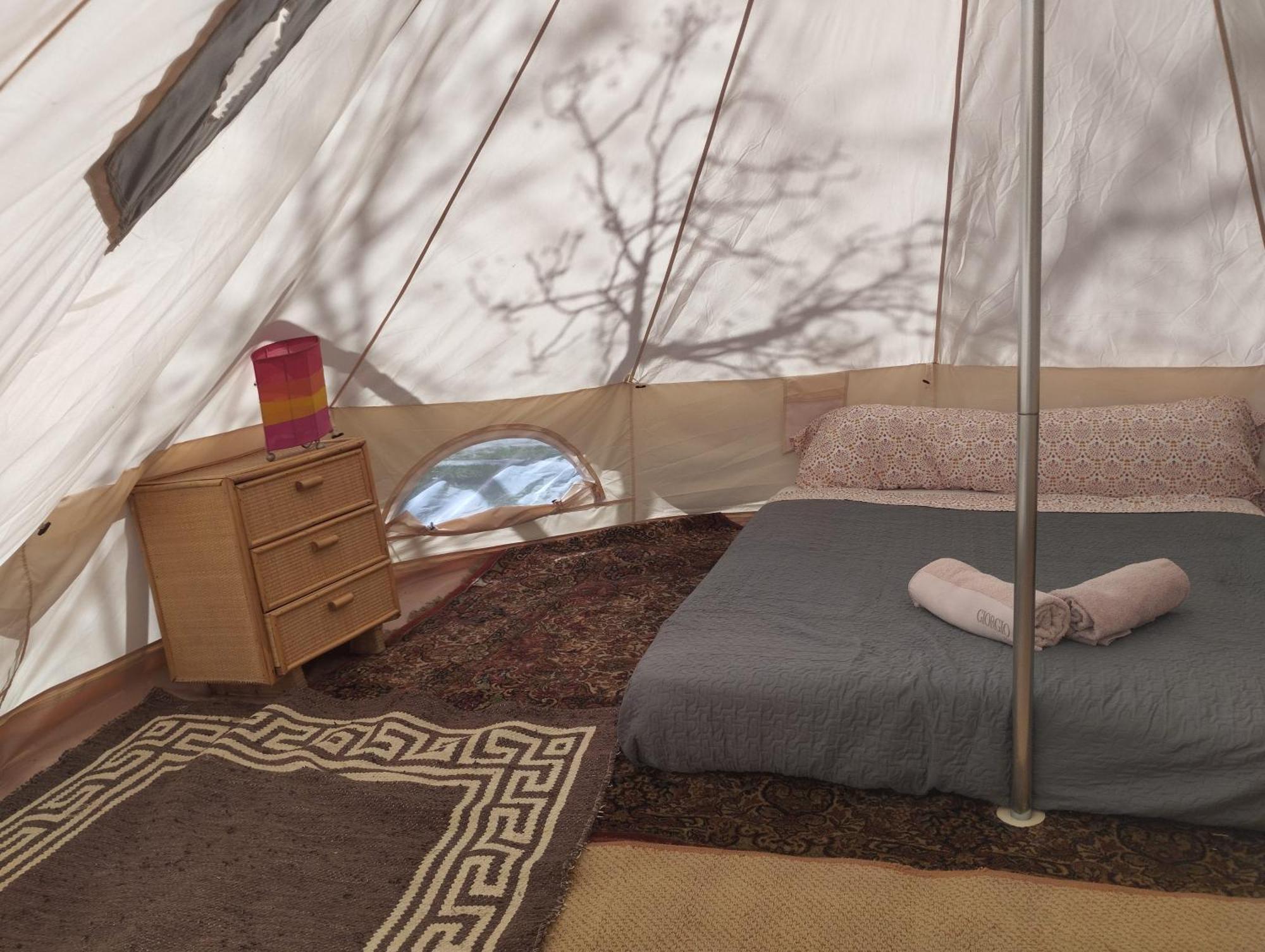 Bungalow Camping Trevélez Esterno foto