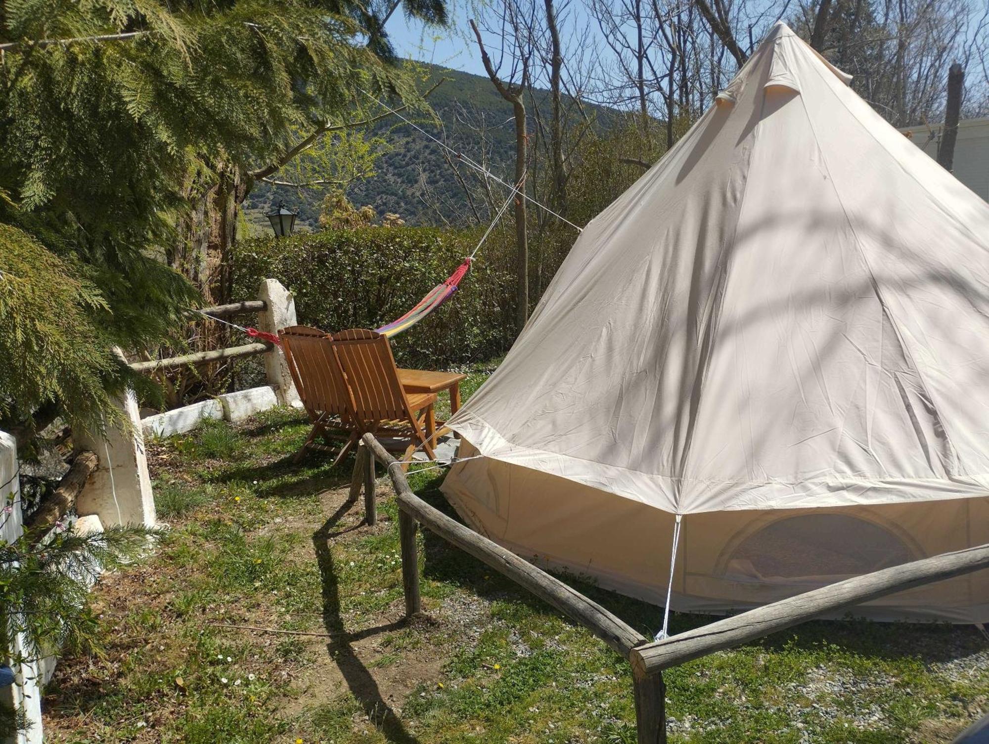 Bungalow Camping Trevélez Esterno foto