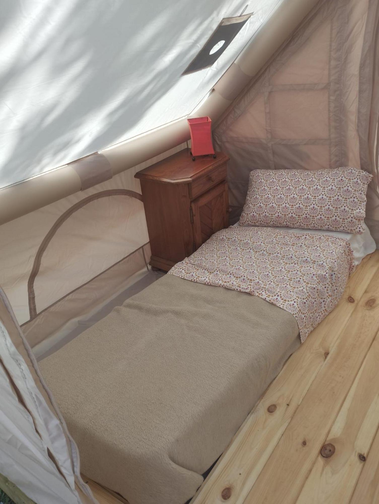 Bungalow Camping Trevélez Esterno foto