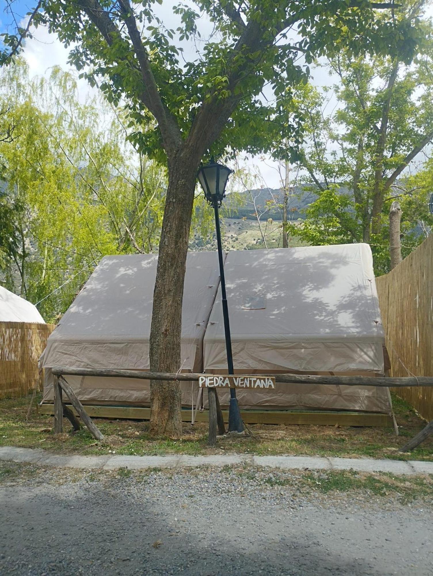 Bungalow Camping Trevélez Esterno foto